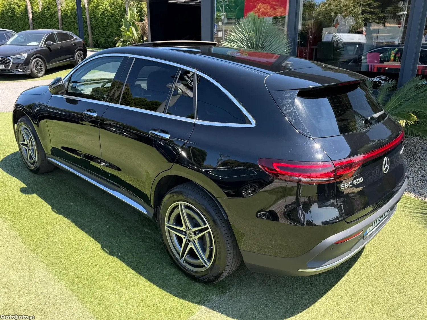 Mercedes-Benz EQC 400 4Matic — fotografia 17