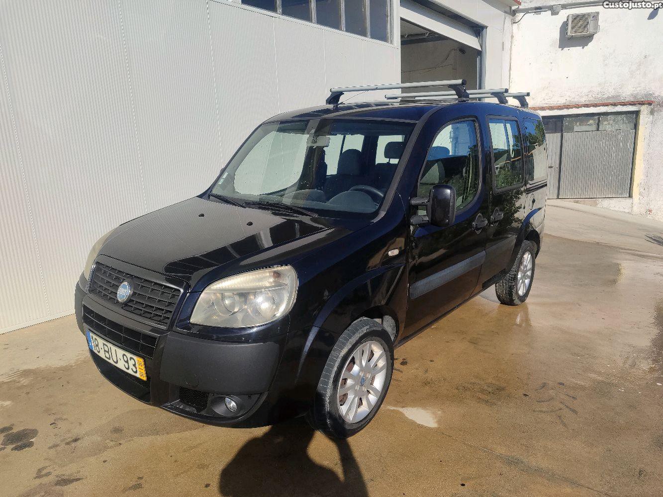 Fiat Doblo 1.3 MultiJet 7Lugares — fotografia 10