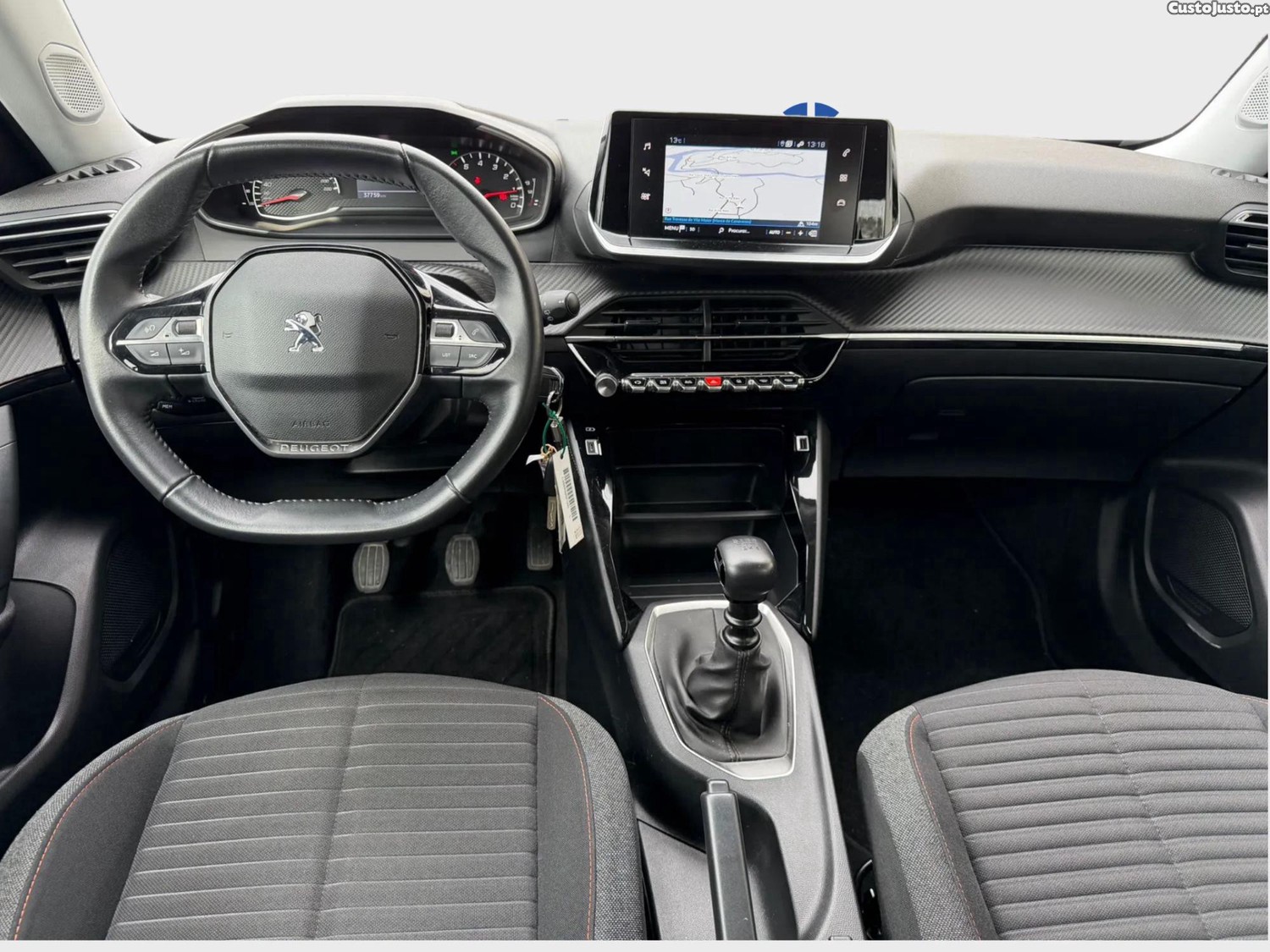 Peugeot 2008 1.2 PureTech Active Pack — fotografia 2