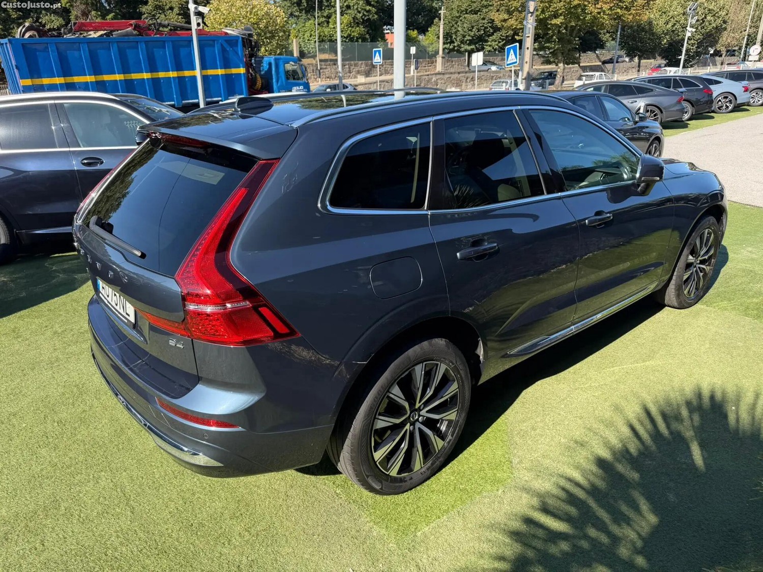Volvo XC 60 2.0 B4 Plus Bright — fotografia 21