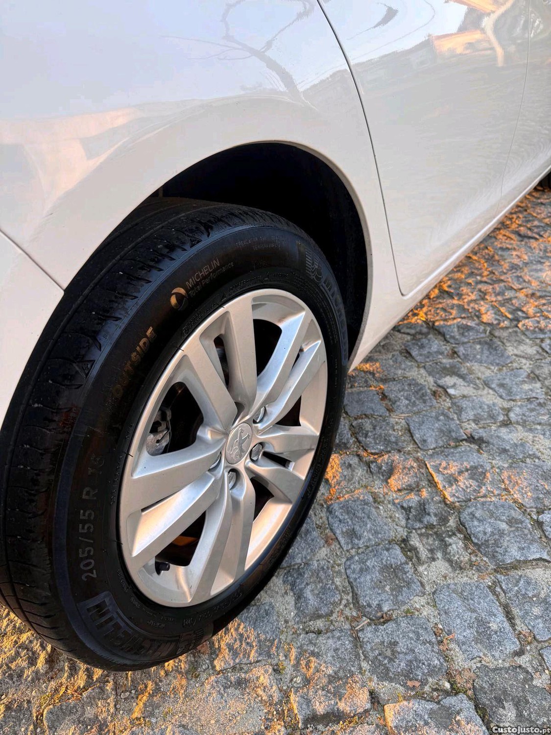 Peugeot 308 1.6 bluehdi 120cv — fotografia 10