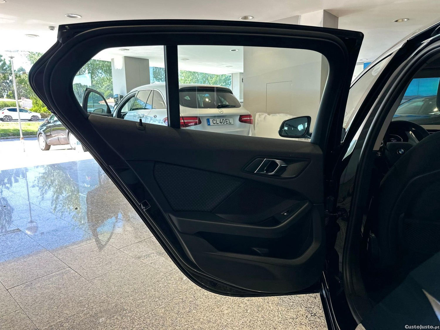 BMW 116 d Advantage Auto — fotografia 5