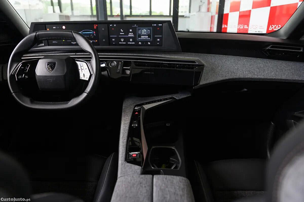 Peugeot 3008 1.2 Hybrid Allure e-DCS6 — fotografia 10