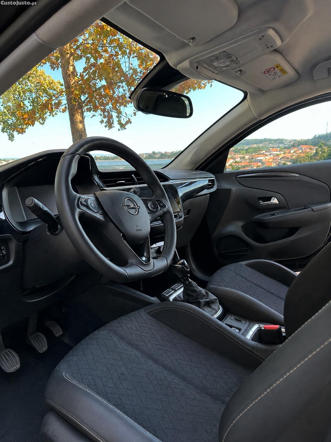 Opel Corsa 1.2 — fotografia 7