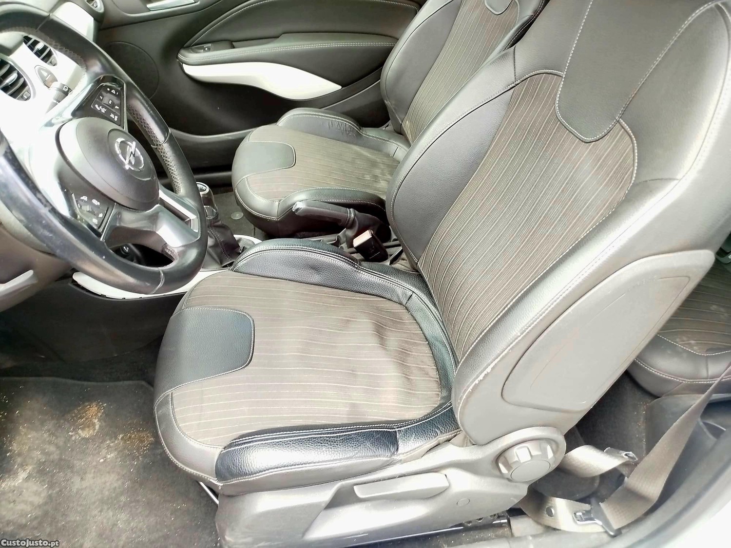 Opel Adam 1.4cc Glam — fotografia 6