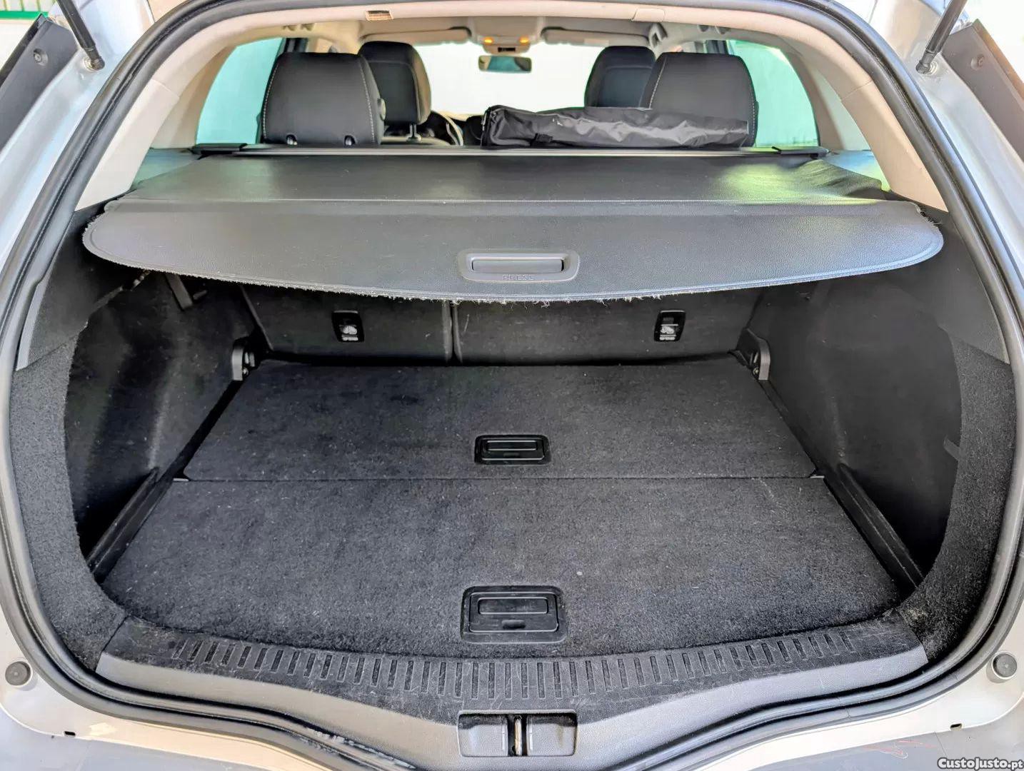 Renault Mégane 1.5 dci limited — fotografia 11
