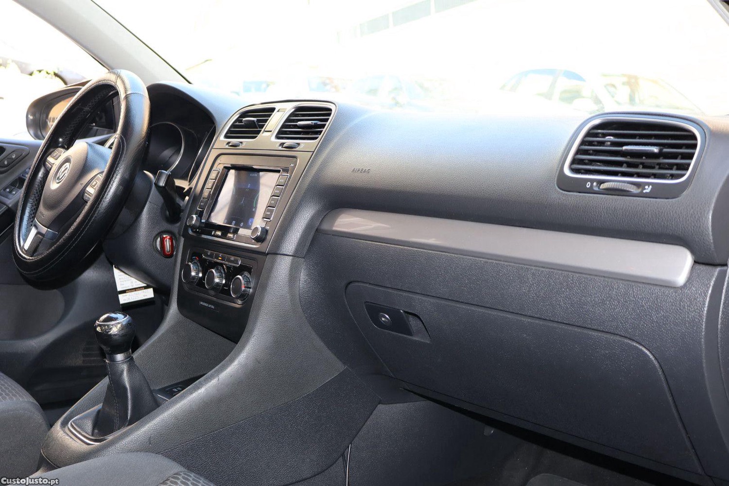 Volkswagen Golf 2.0 Tdi 5 Portas — fotografia 13