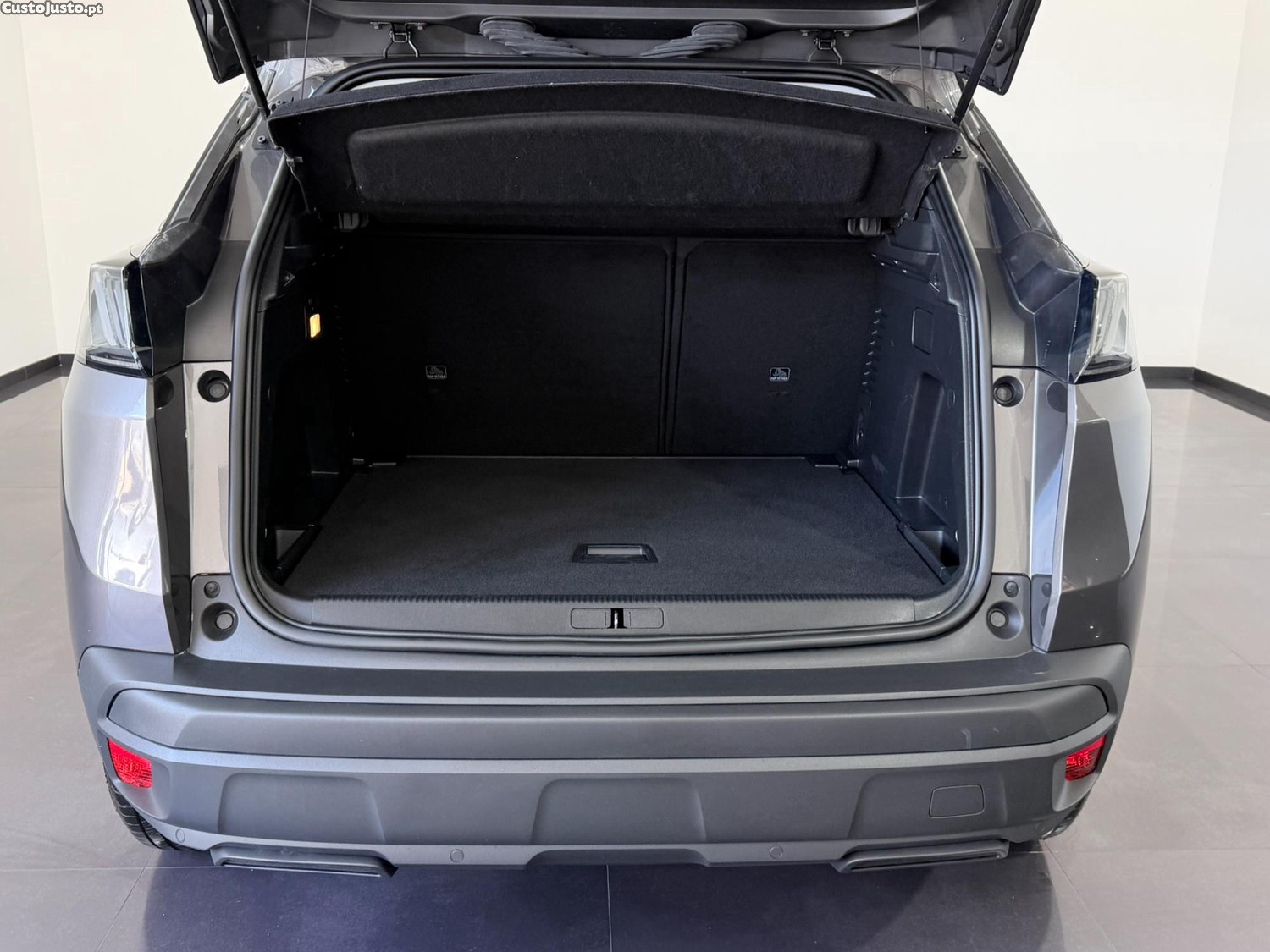 Peugeot 3008 1.5 BLUEHDI ACTIVE PACK 130CV - NACIONAL - 55624 KM — fotografia 5