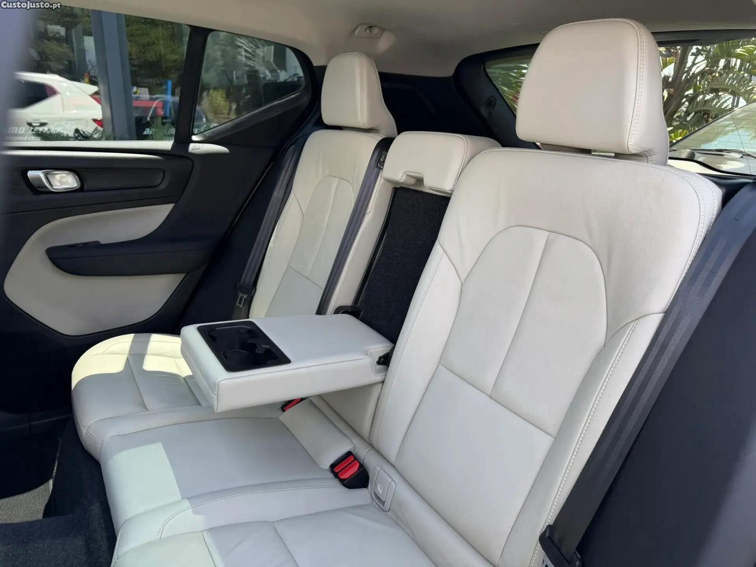 Volvo XC 40 1.5 T5 PHEV Inscription — fotografia 8