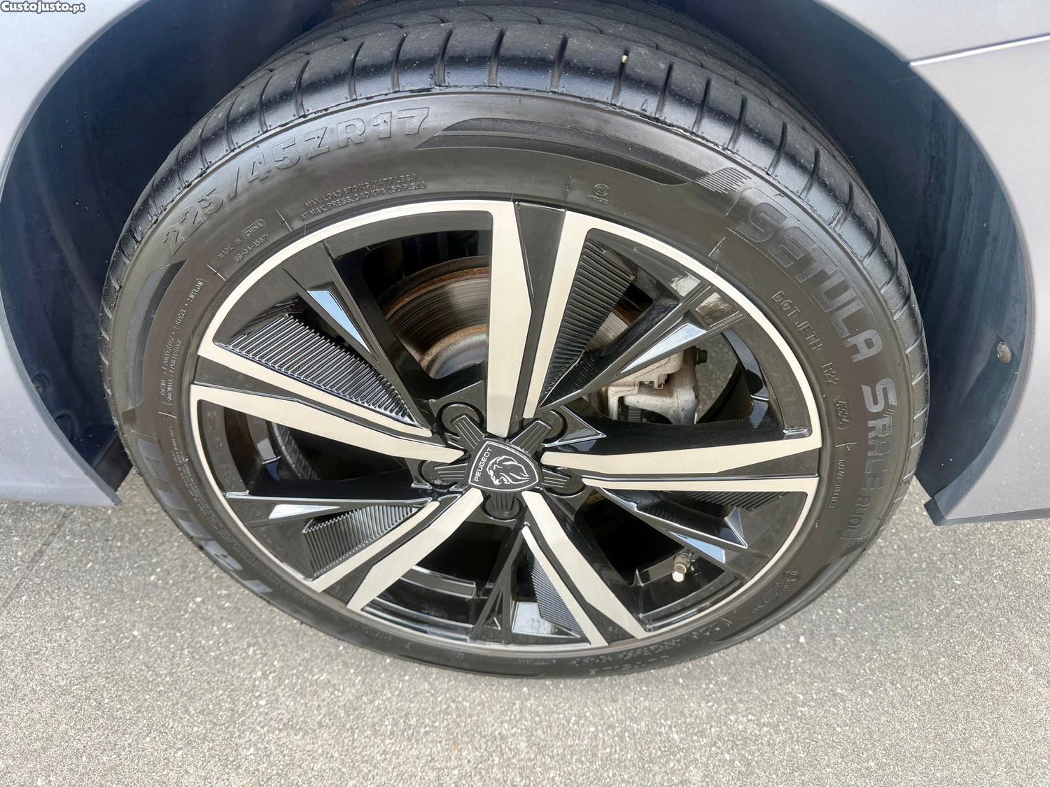 Peugeot 308 SW 1.5 BlueHDi Allure Pack — fotografia 8