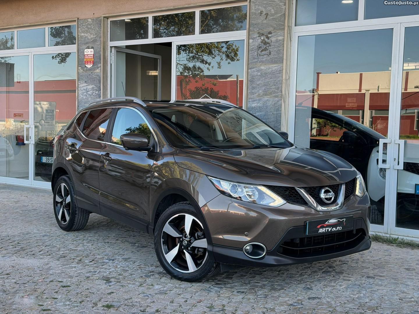 Nissan Qashqai 1.5 dCi Acenta Connect — fotografia 13