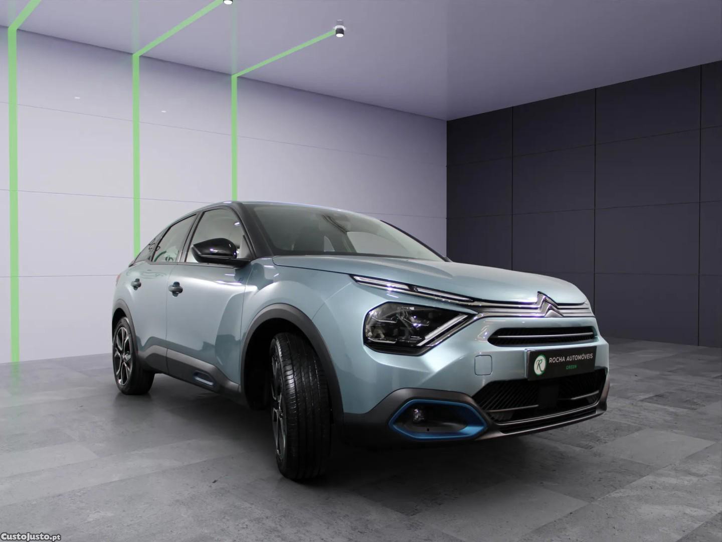 Citroën e-C4 50 kWh Shine — fotografia 13