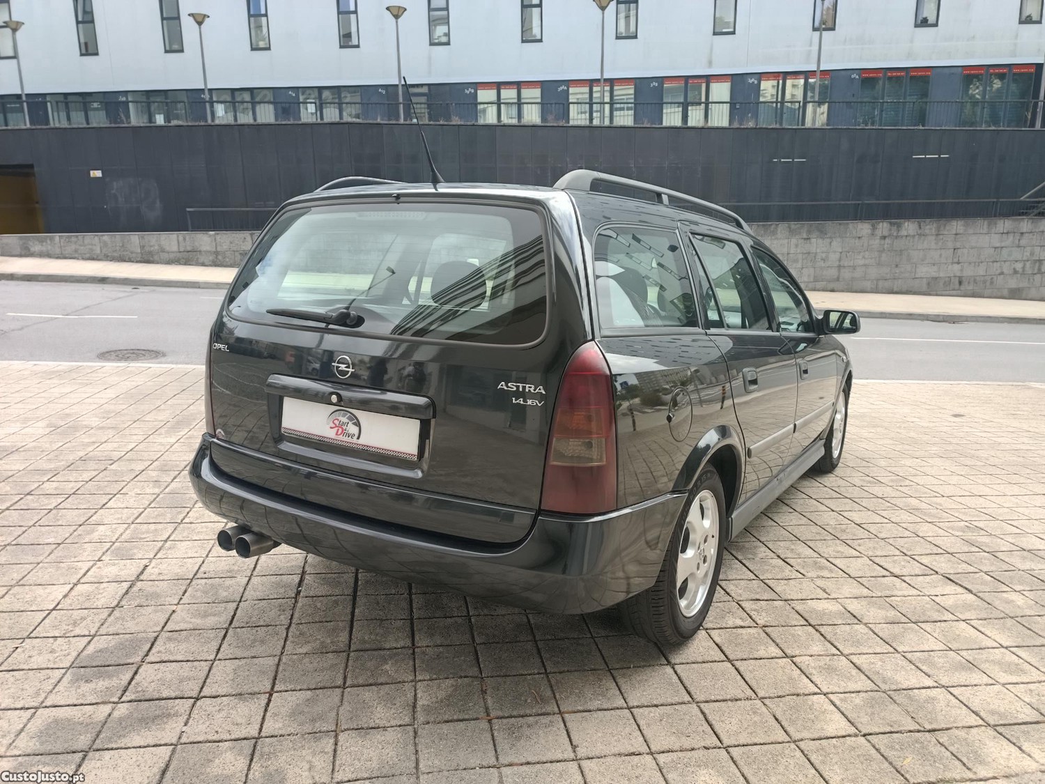 Opel Astra caravan 1.4 16v de 2000 — fotografia 13