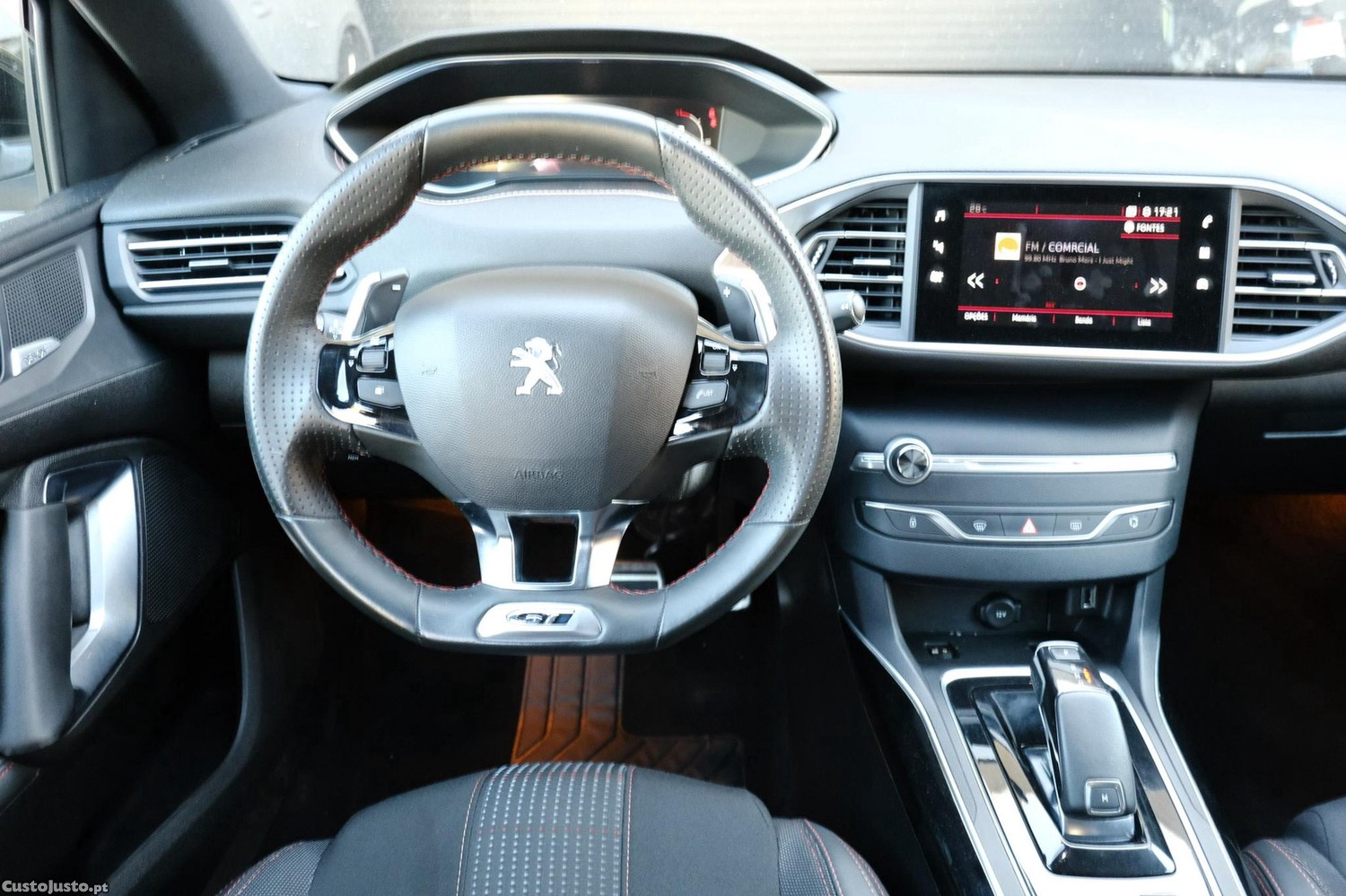 Peugeot 308 1.2 PureTech GT EAT8 — fotografia 11