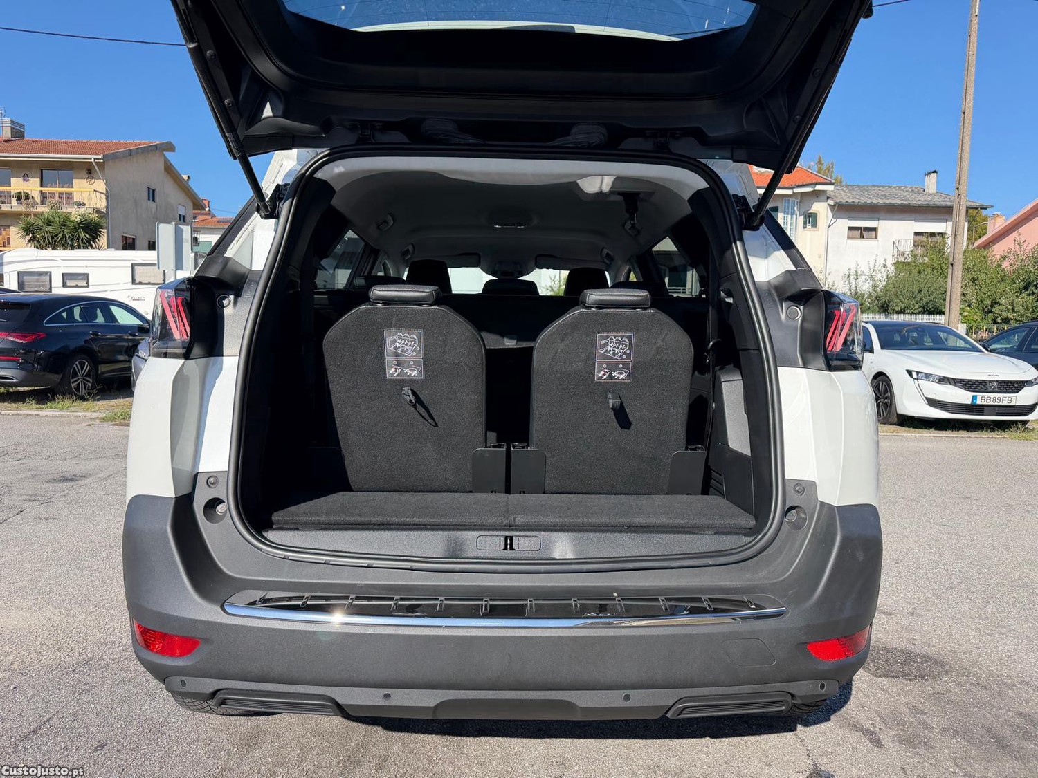 Peugeot 5008 1.5 BlueHDi Allure — fotografia 14