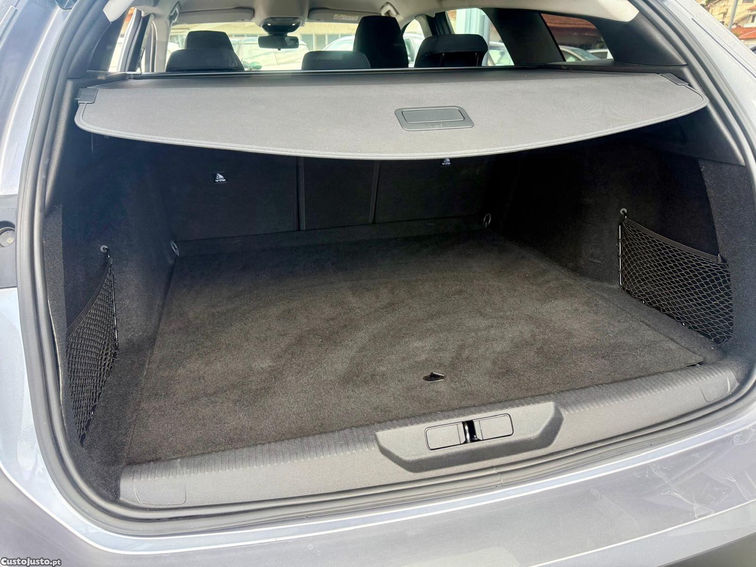 Peugeot 308 SW 1.5 BlueHDi Allure Pack — fotografia 4
