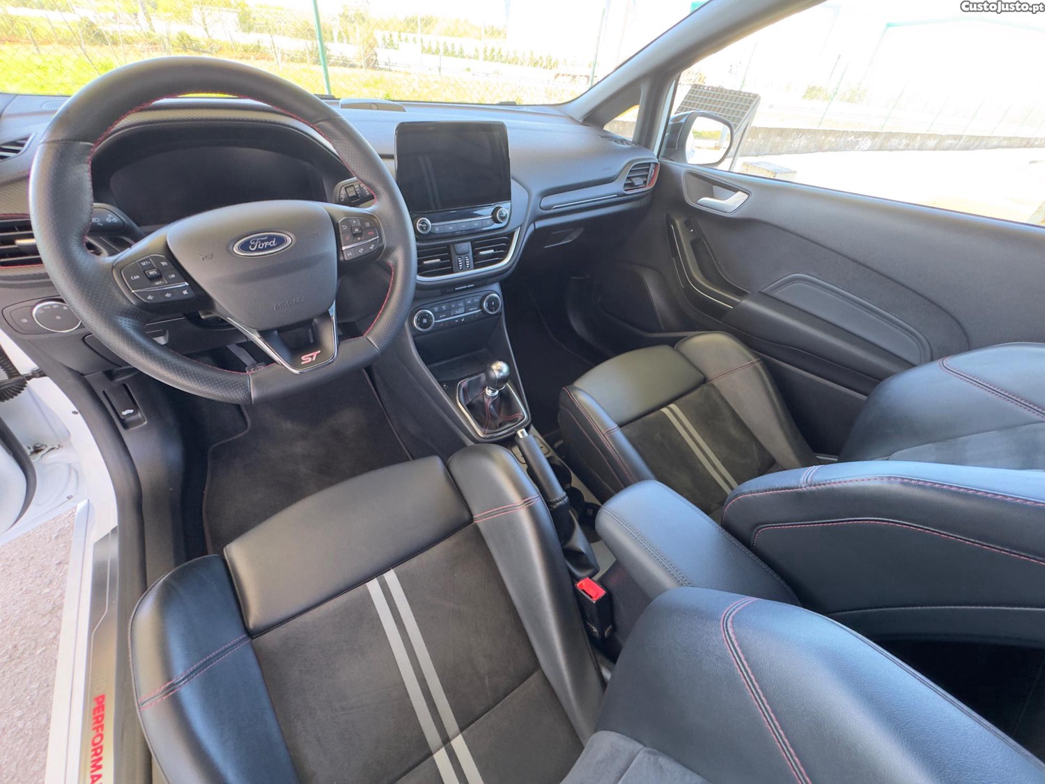 Ford Fiesta ST X 1.5 Ecoboost — fotografia 3
