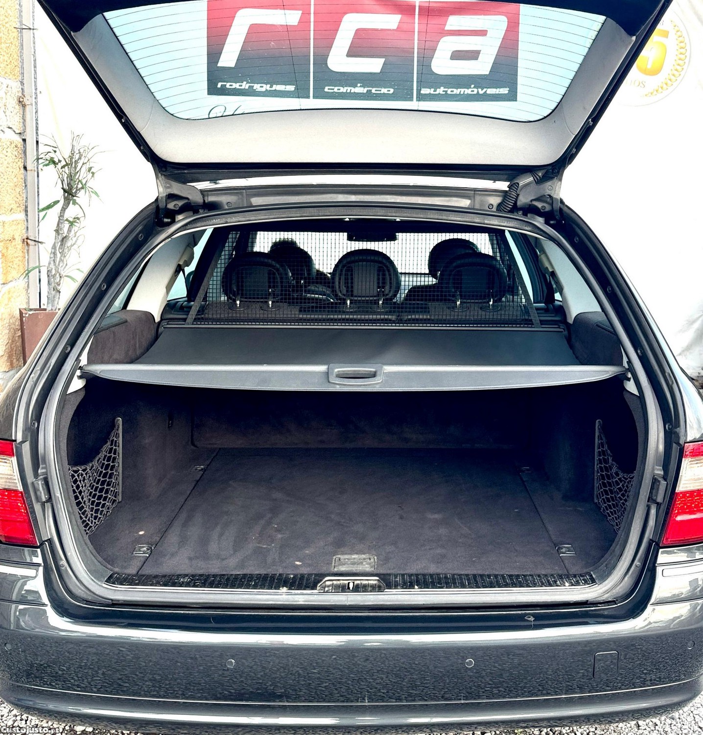 Mercedes-Benz E 220 CDi Avantgarde — fotografia 17