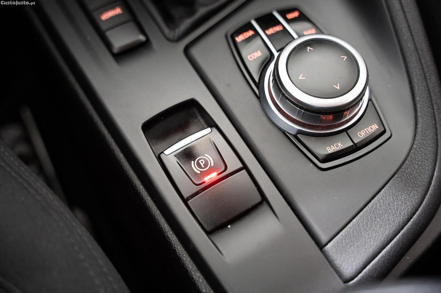 BMW X1 25 e xDrive Corporate Edition — fotografia 7