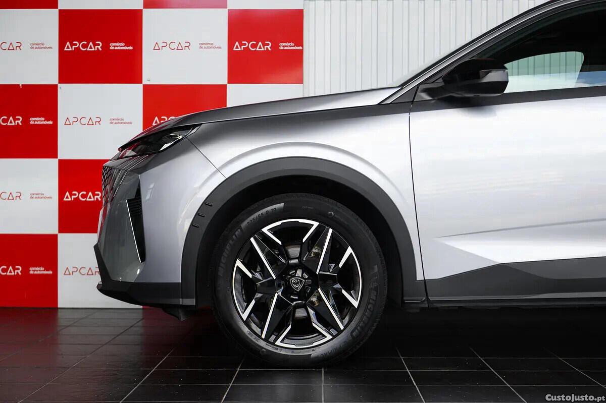 Peugeot 3008 1.2 Hybrid Allure e-DCS6 — fotografia 17