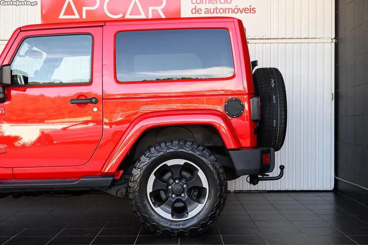 Jeep Wrangler 2.8 CRD Auto Sport — fotografia 22