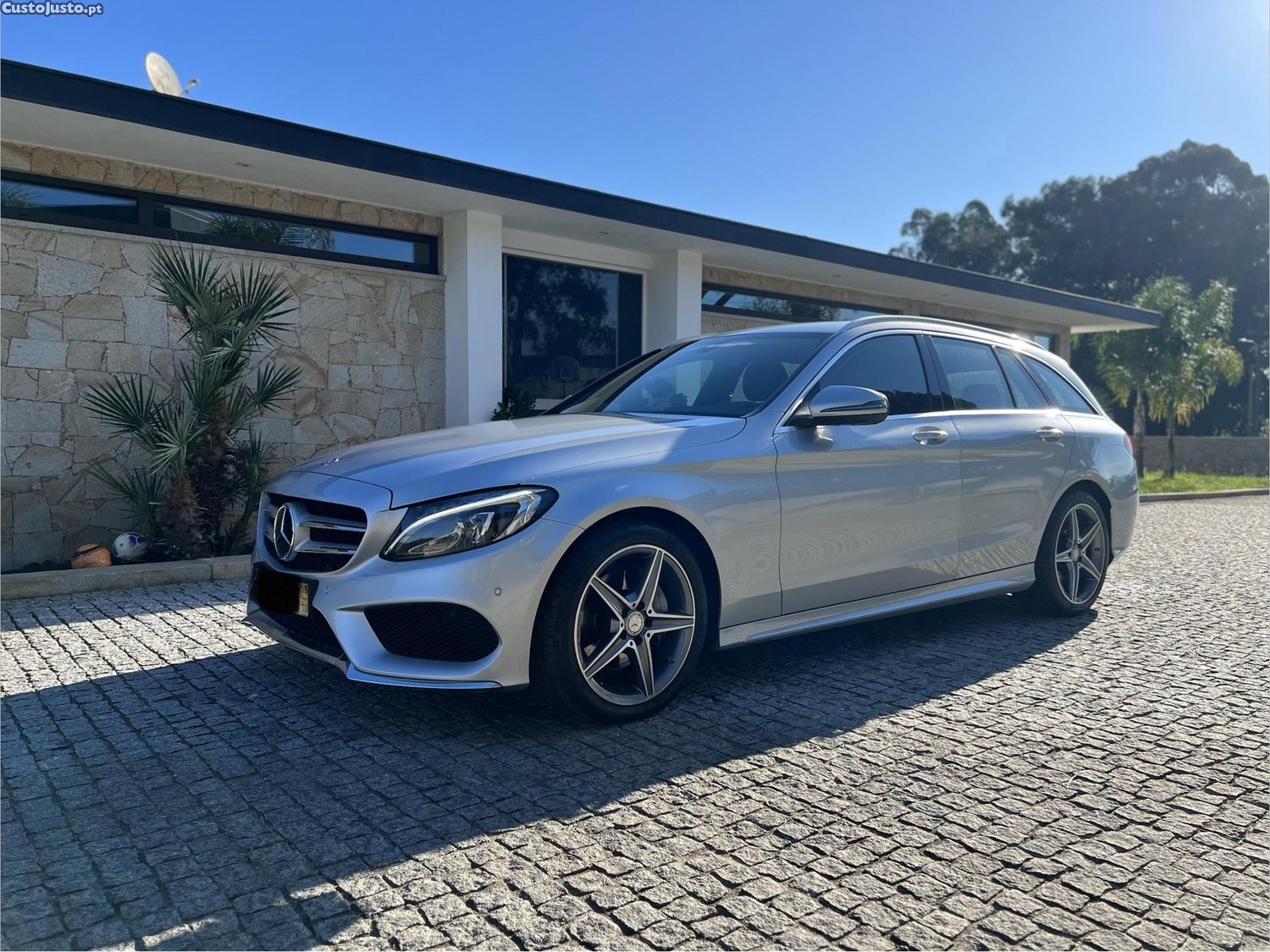 Mercedes-Benz C 220 220d AMG — fotografia 9