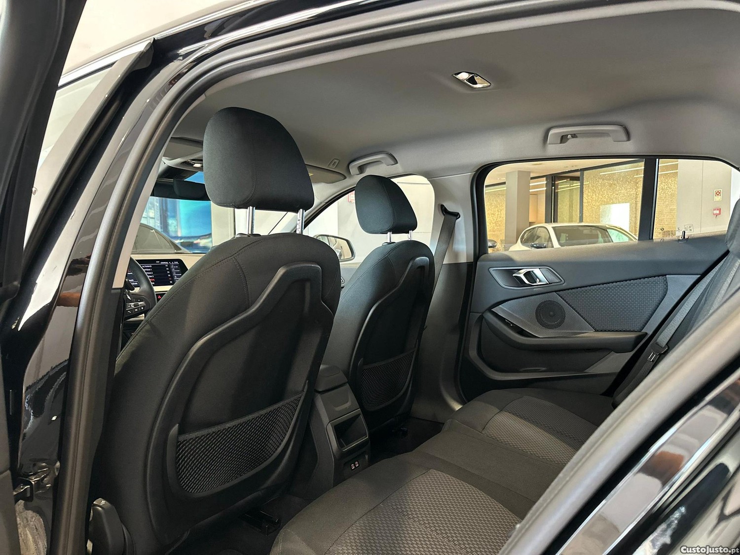 BMW 116 d Advantage Auto — fotografia 4