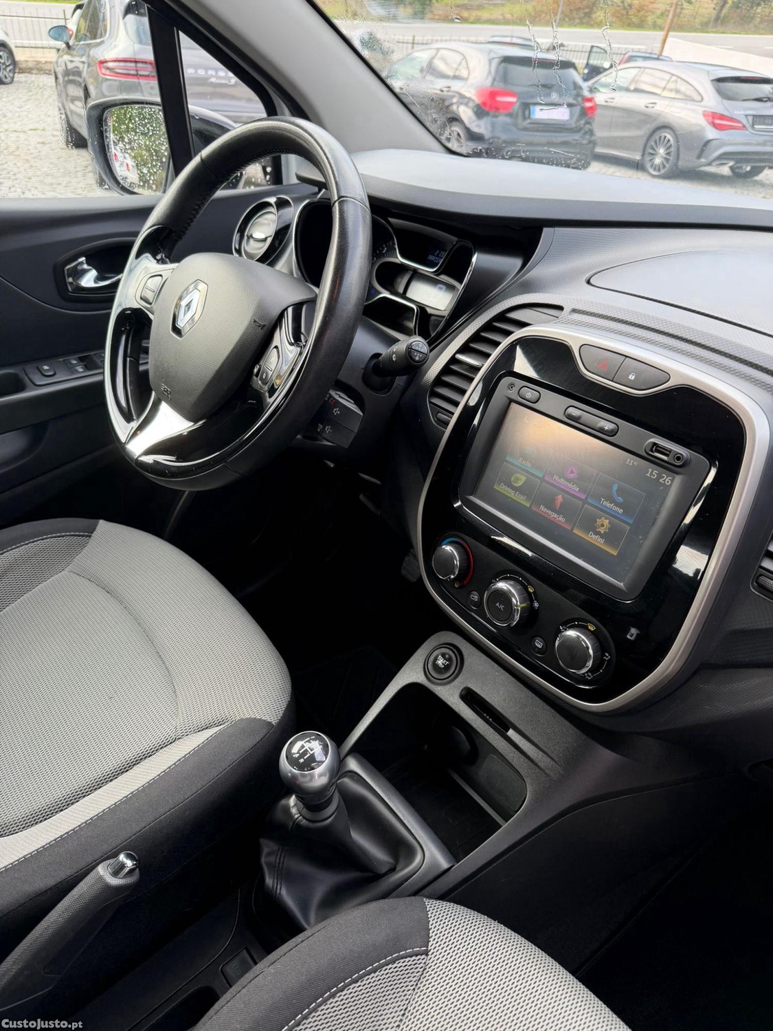 Renault Captur 1.5DCI INTENSE GPS — fotografia 4