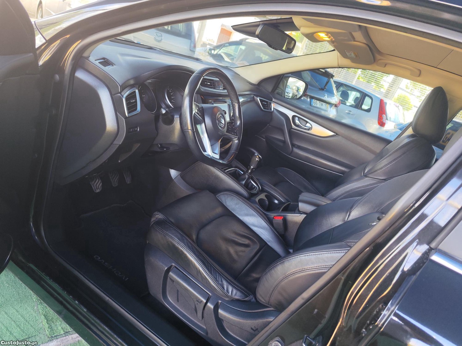 Nissan Qashqai 1.5 dci Tekna Bose — fotografia 8