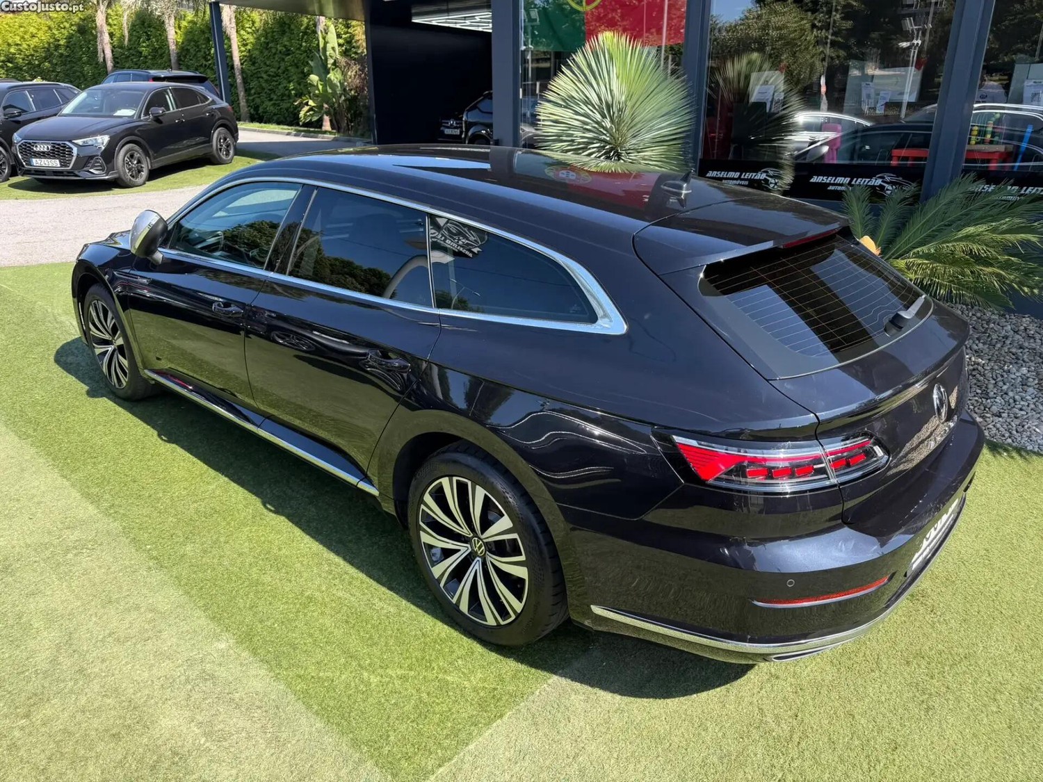 Volkswagen Arteon 1.4 TSI eHybrid Elegance — fotografia 17