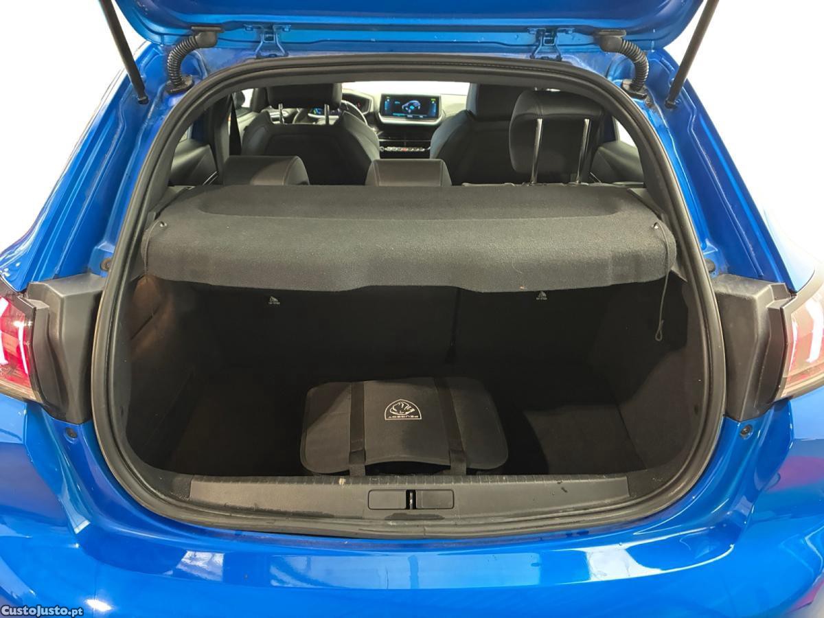 Peugeot 208 50 kWh GT — fotografia 3