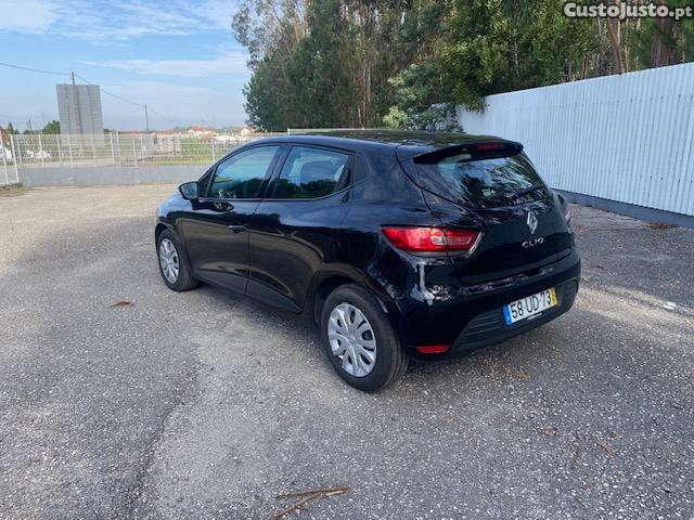 Renault Clio 1.5 DCI ZEN 90 Cv — fotografia 6