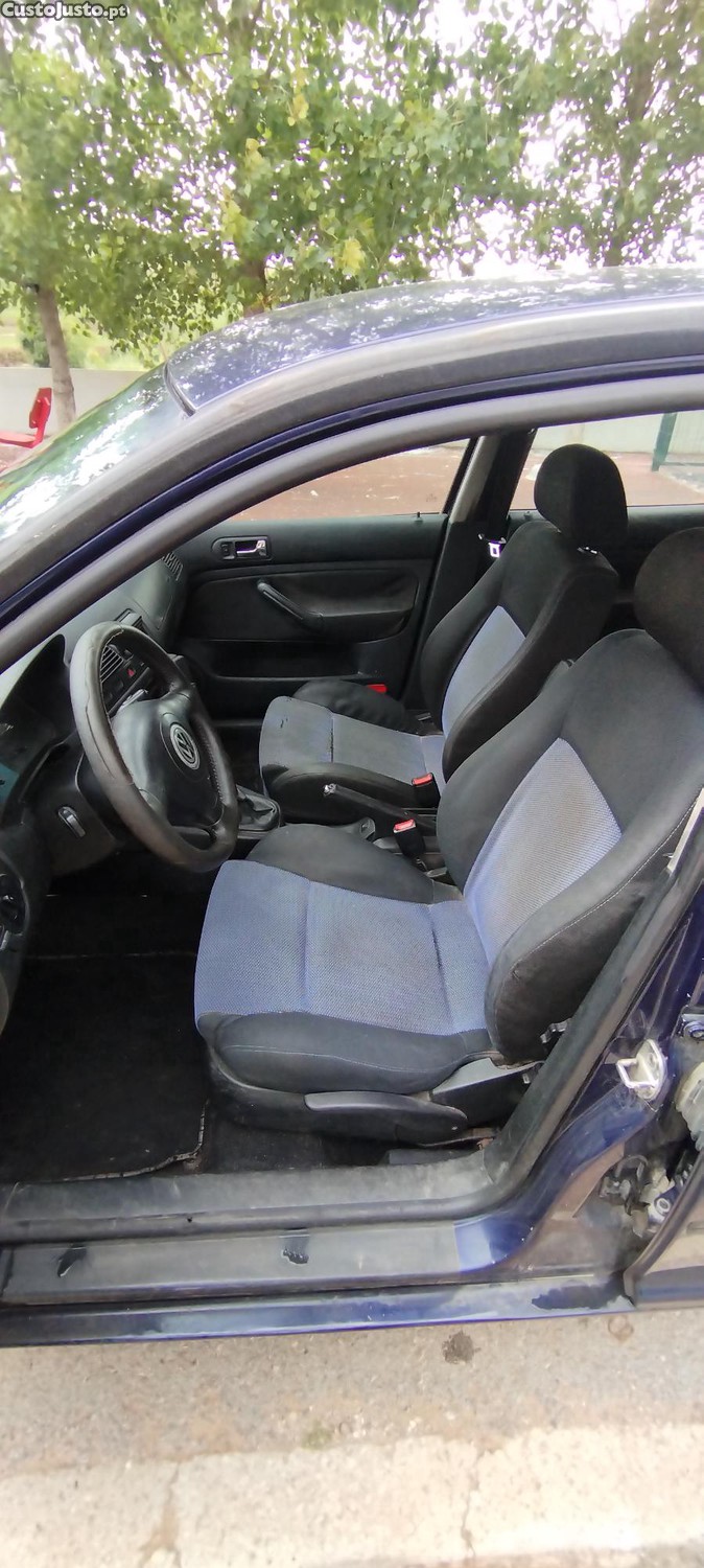 Volkswagen Golf 4 — fotografia 5
