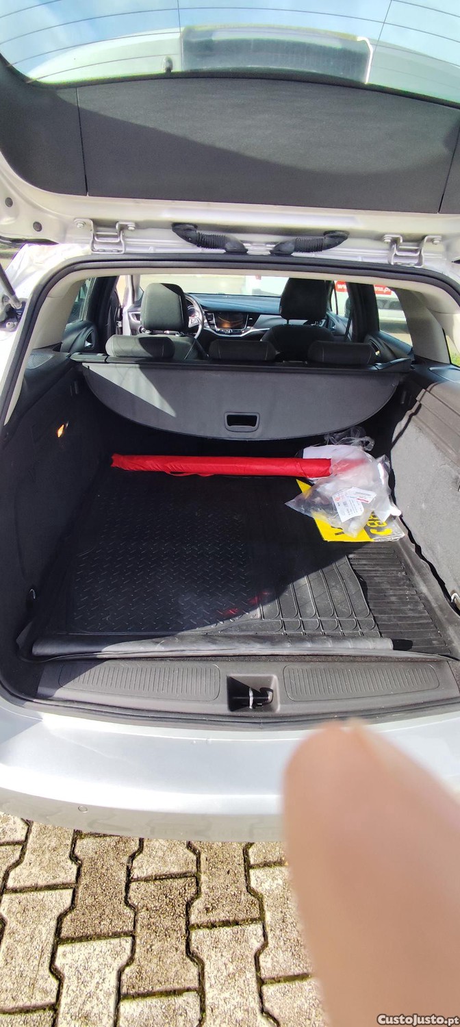 Opel Astra SW — fotografia 3