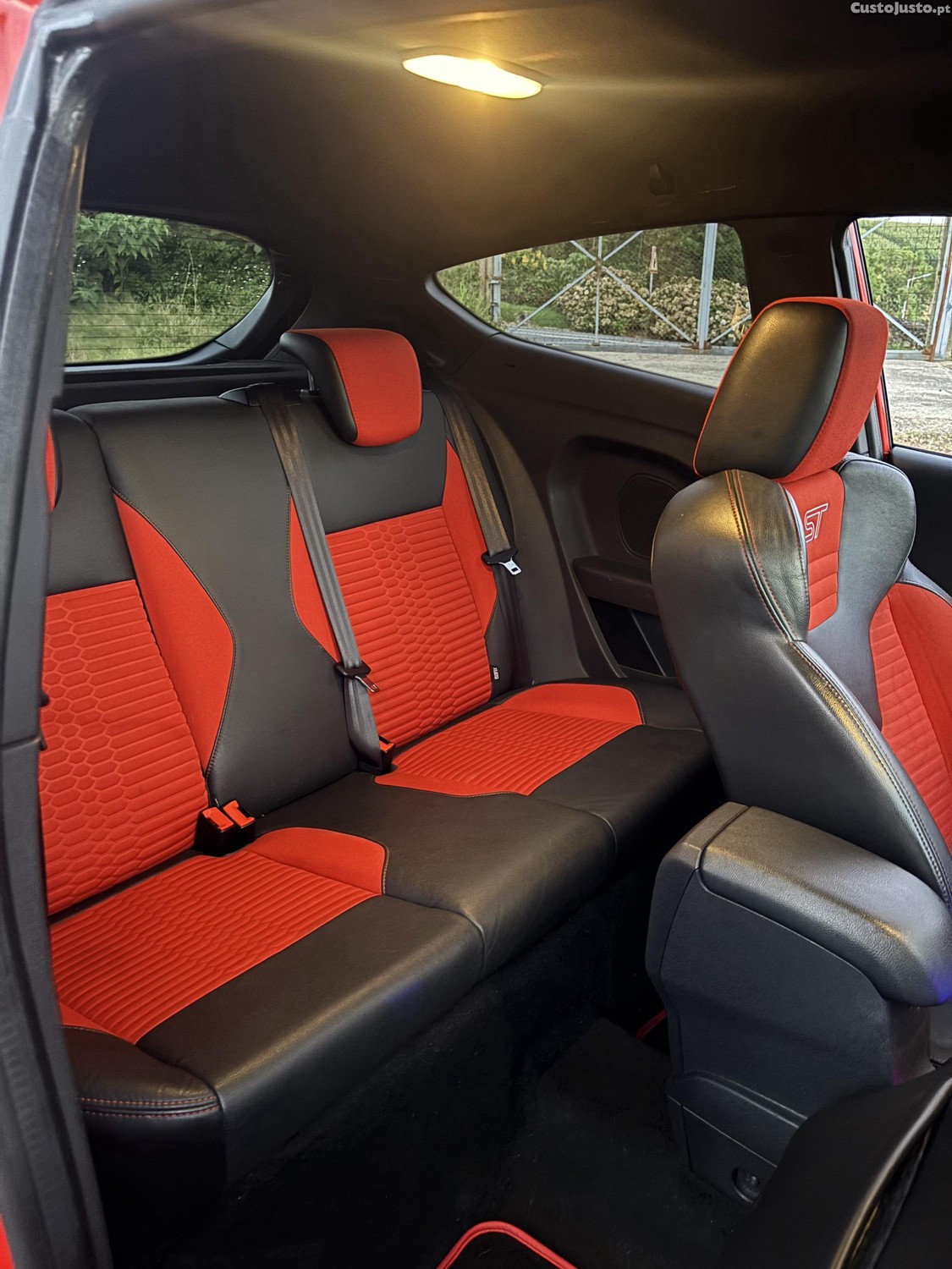 Ford Fiesta ST MK7 182cv — fotografia 4