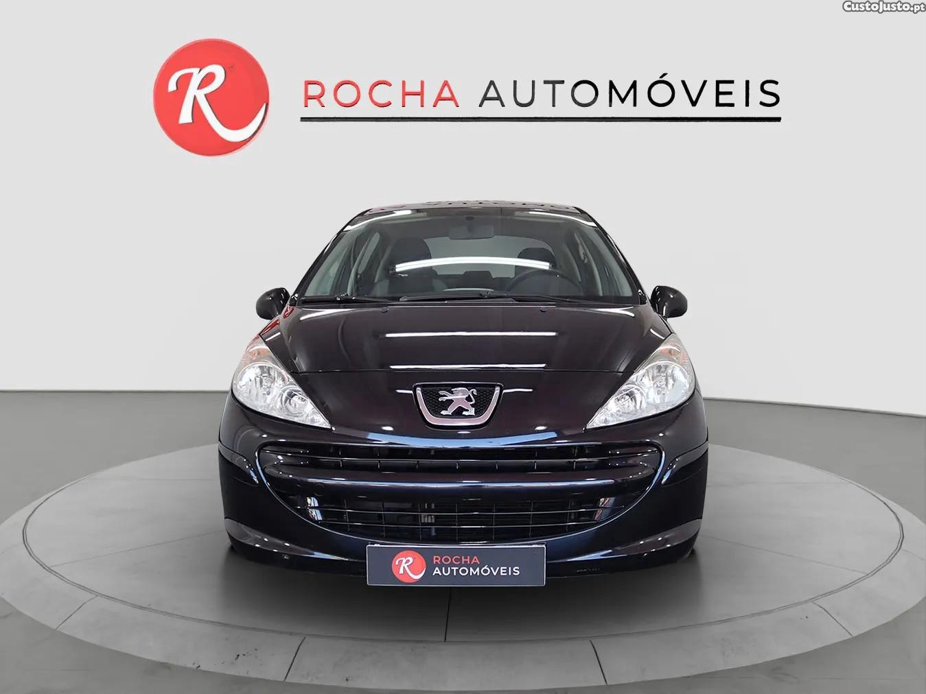 Peugeot 207 1.4 HDi Urban — photo 2