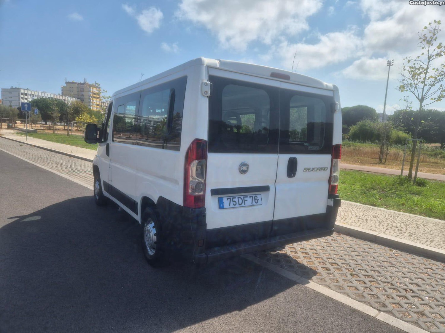 Fiat Ducato 2.3 Jtd - 9 Lugares — fotografia 9