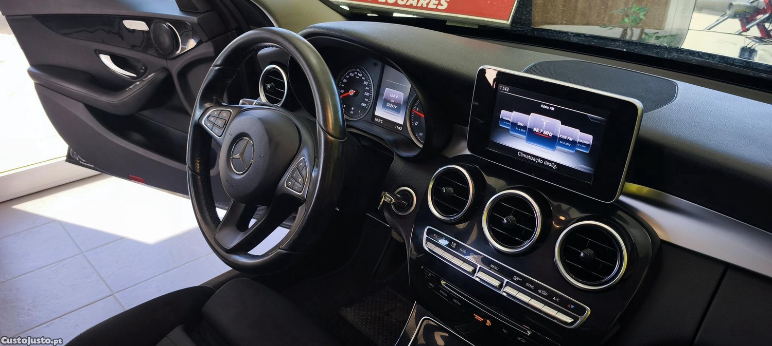 Mercedes-Benz C 200 CDI ELEGANCE — fotografia 7