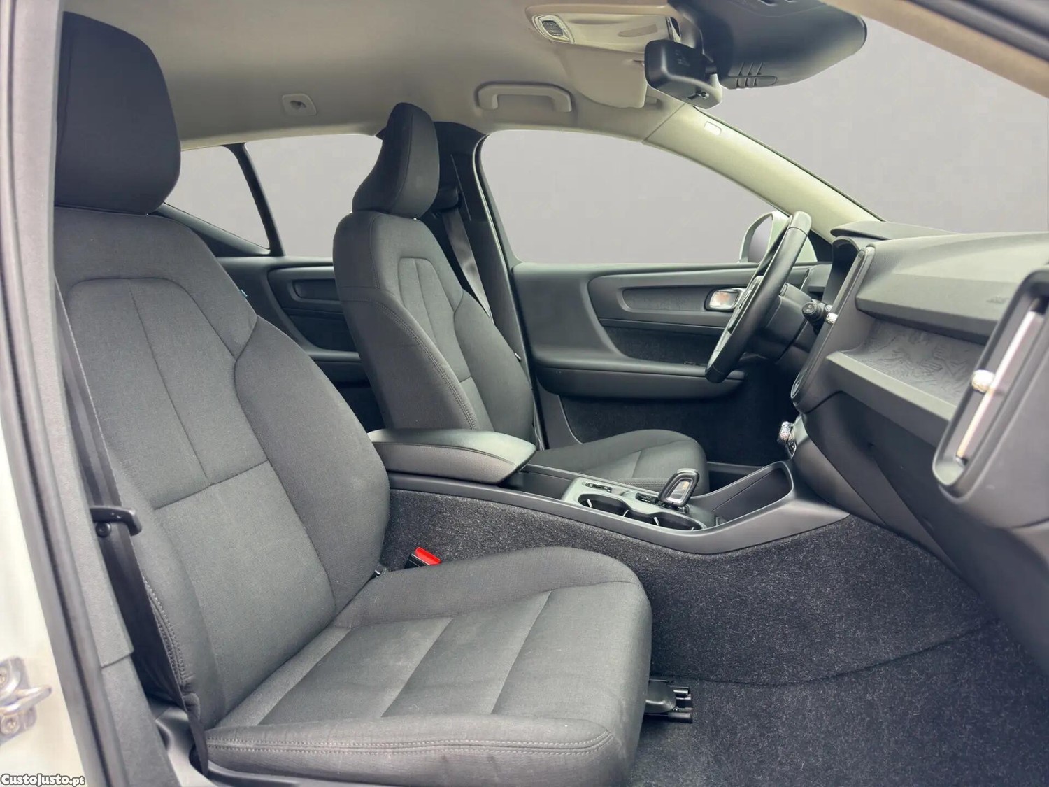 Volvo XC 40 2.0 D3 Geartronic — fotografia 3