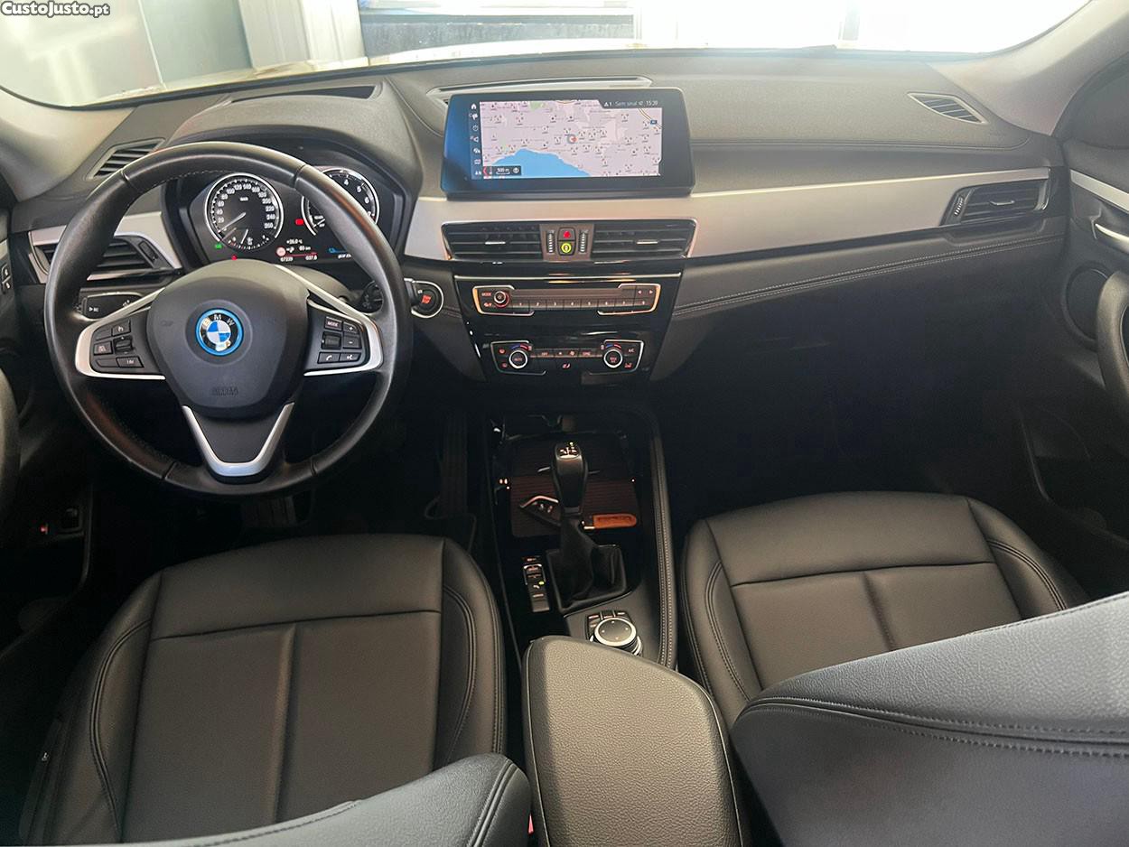 BMW X2 25 e xDrive Advantage — fotografia 15