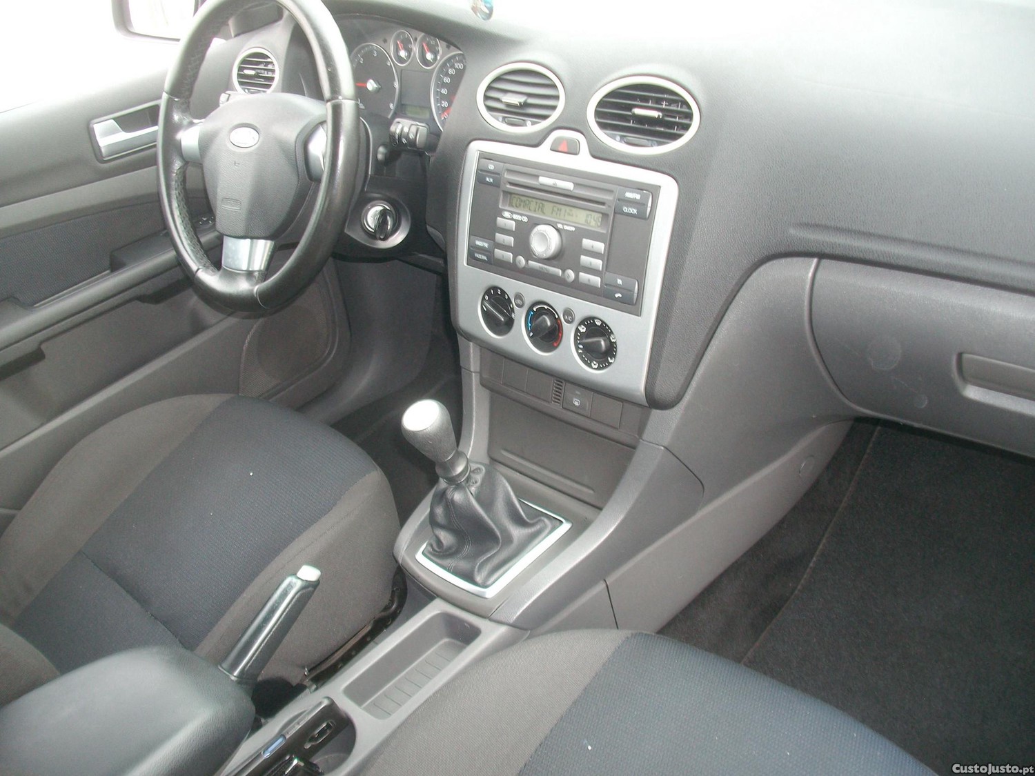 Ford Focus 1.6 TDCI 110cv — fotografia 3
