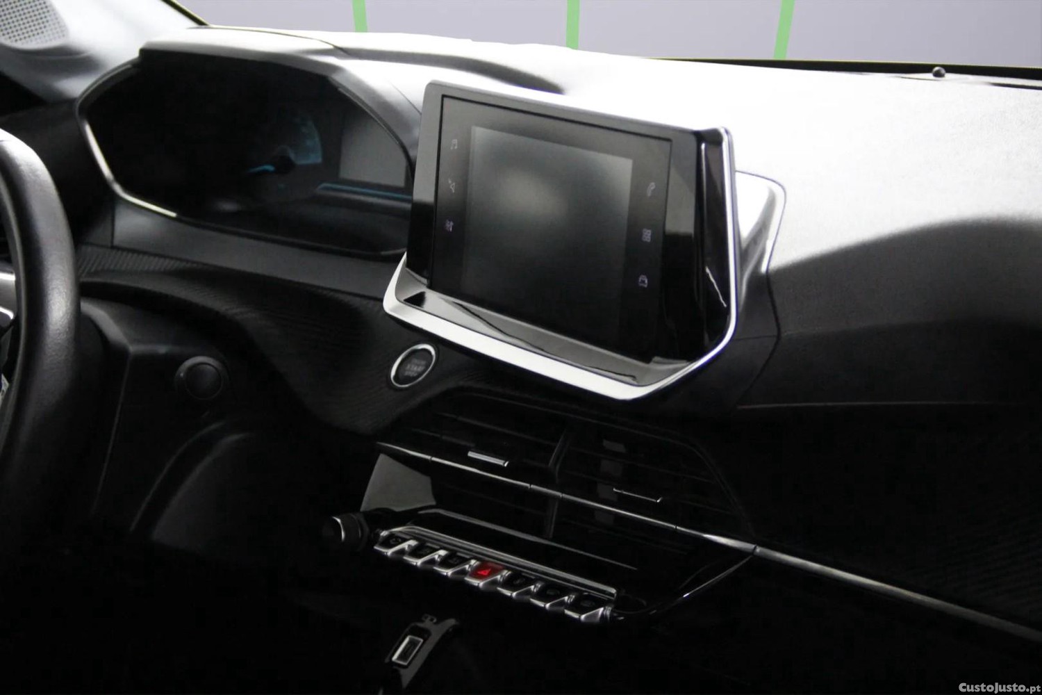 Peugeot e-208 50 kWh Style — fotografia 7