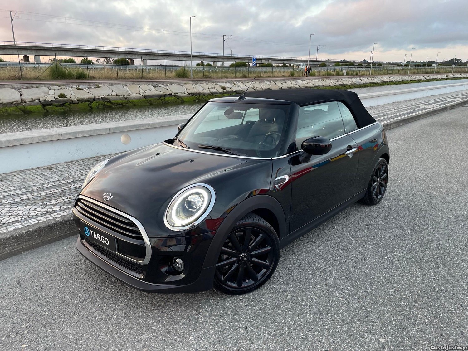 MINI Cabrio Cooper Auto - 19 — photo 5