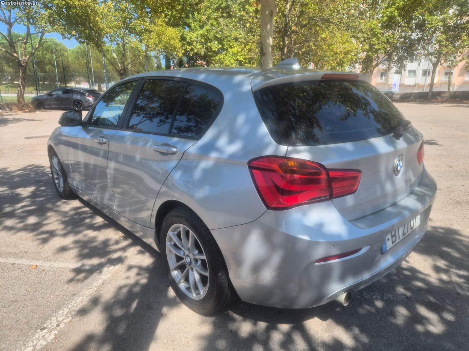 BMW 116 D — fotografia 16