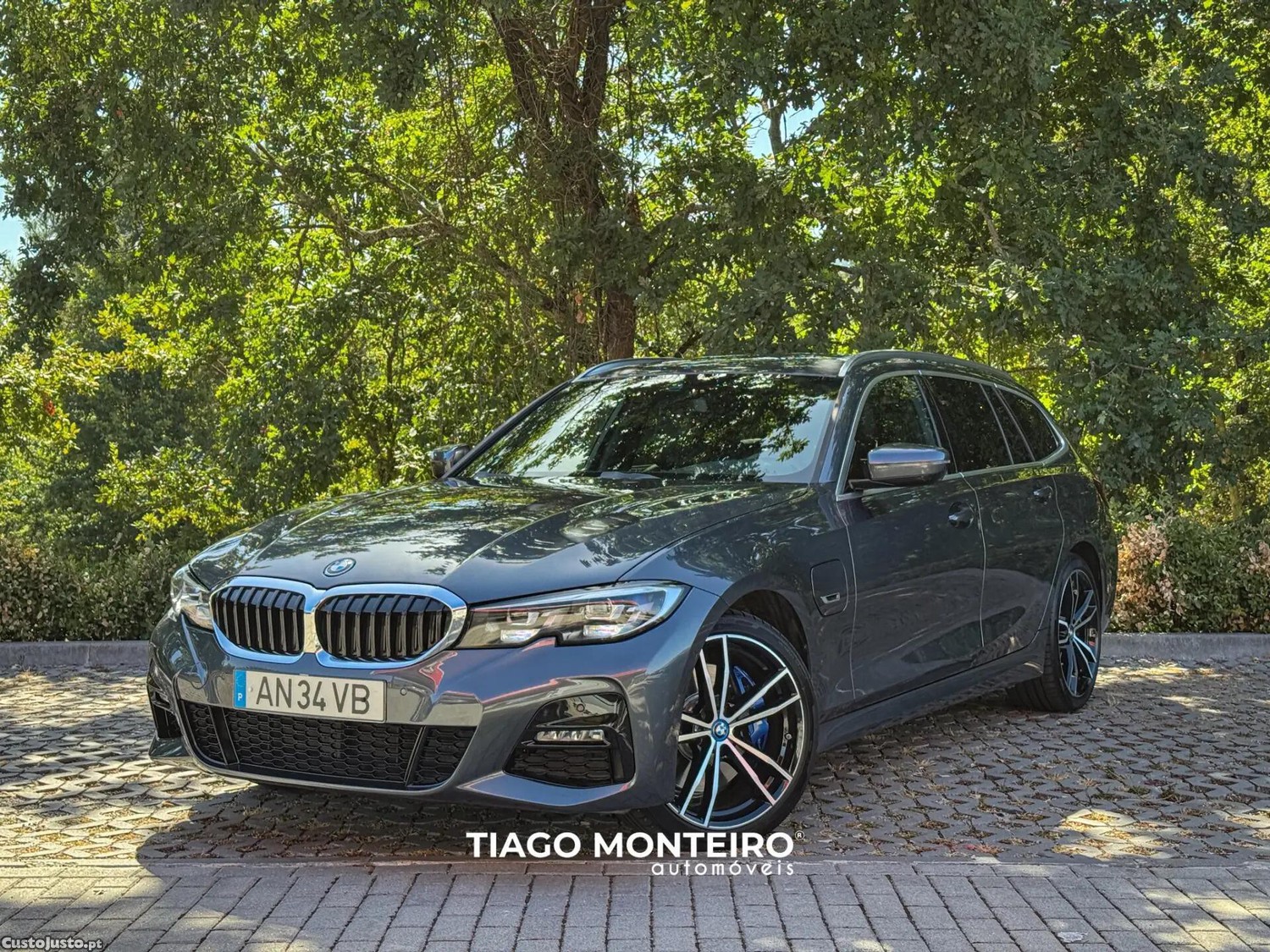 BMW 330 e Pack Desportivo M Auto — fotografia 8
