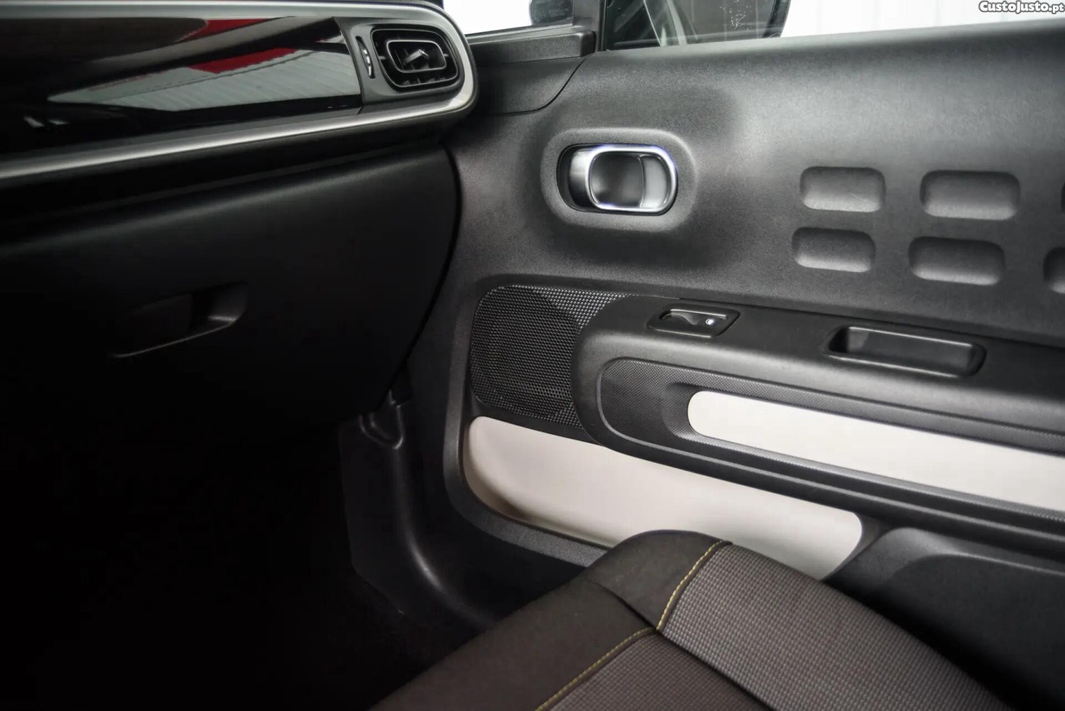Citroën C3 1.2 PureTech Feel Pack — fotografia 5