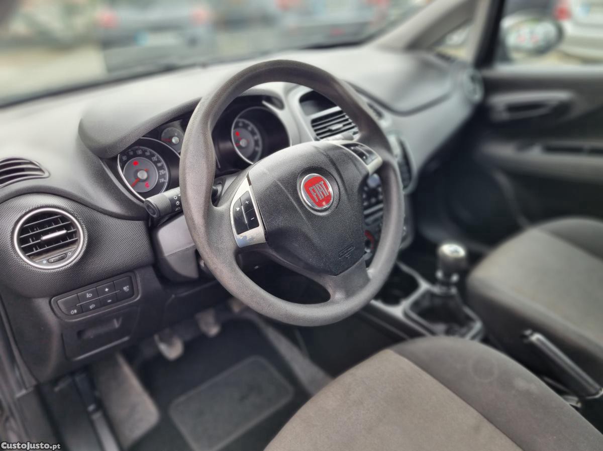 Fiat Punto 1.2 Easy S&S — fotografia 6