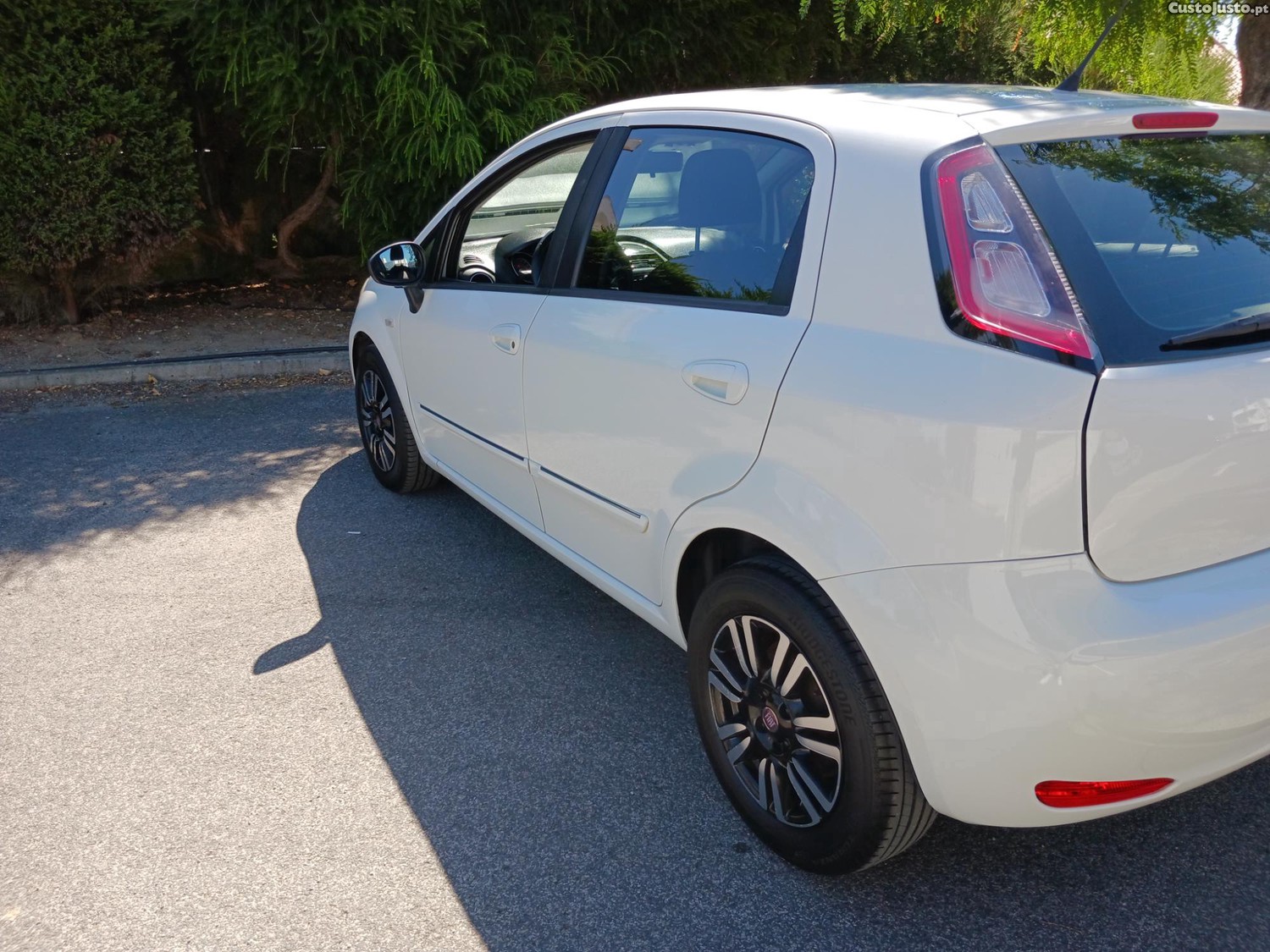 Fiat Punto Evo  0.9   8V Twinair — photo 3