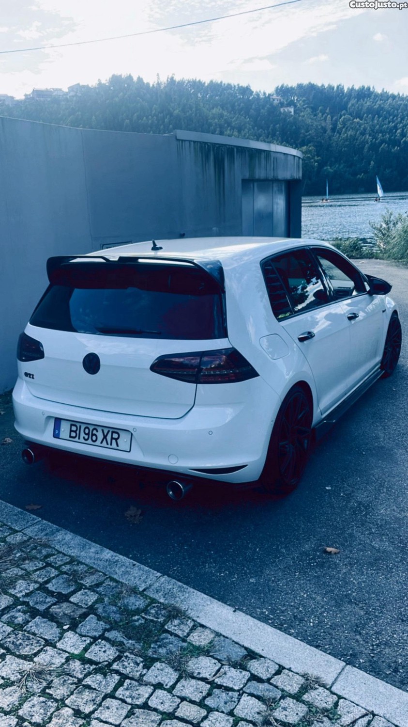 Volkswagen Golf GTI — fotografia 6