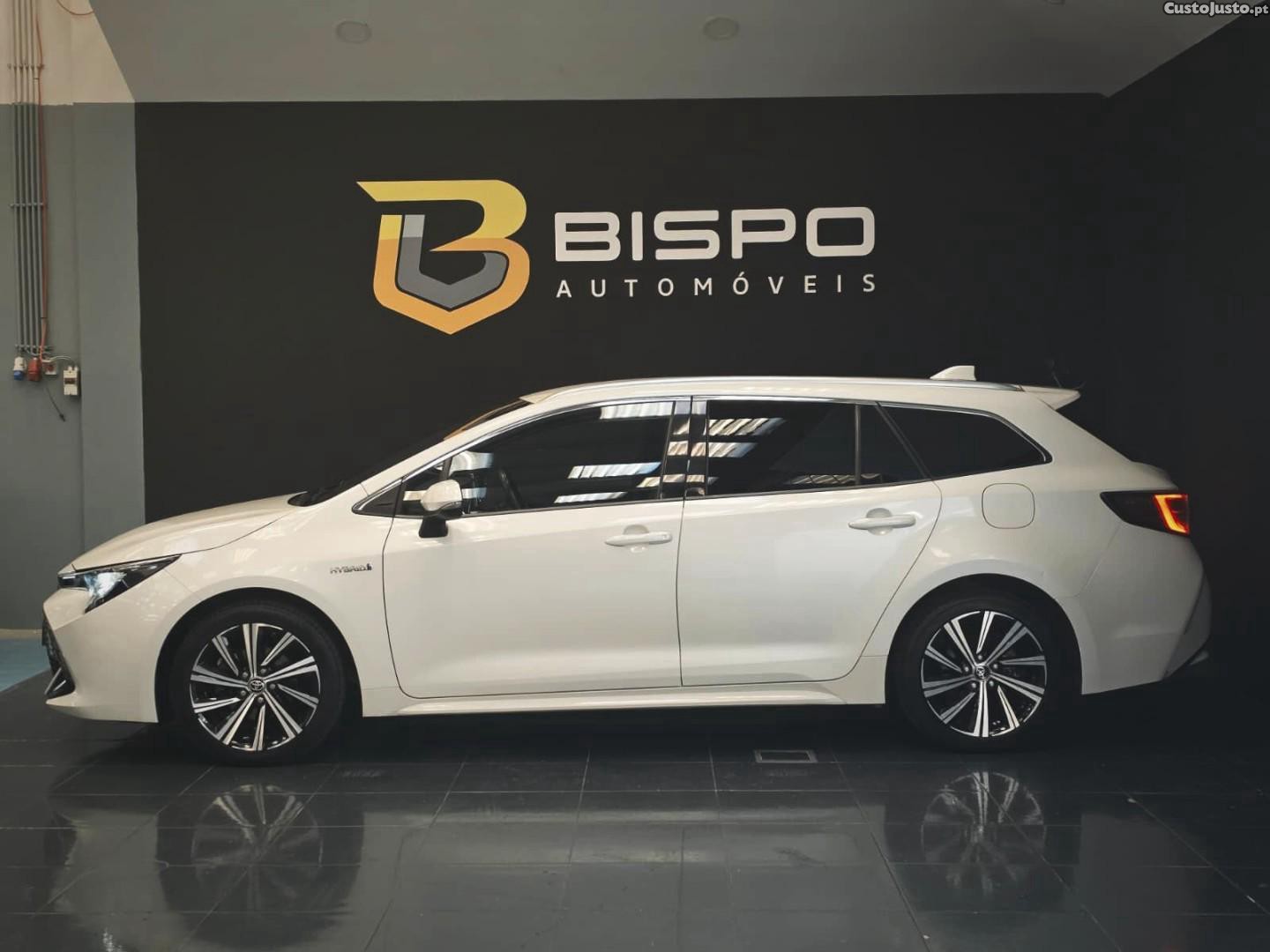 Toyota Corolla 1.8 Hybrid Comfort — fotografia 15